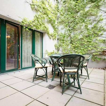 Relaxing Terrace Apartment In Lively Area Wenen Buitenkant foto